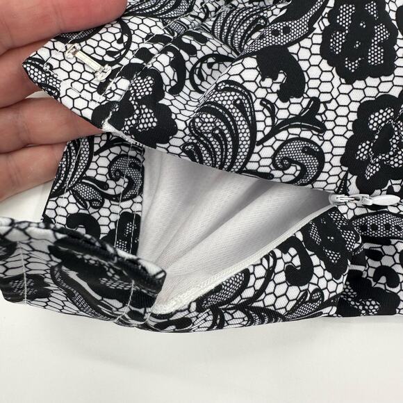 Cracked Wheat Skort Womens 14 White Navy Blue Floral Pull On Activewear - Picture 9 of 10